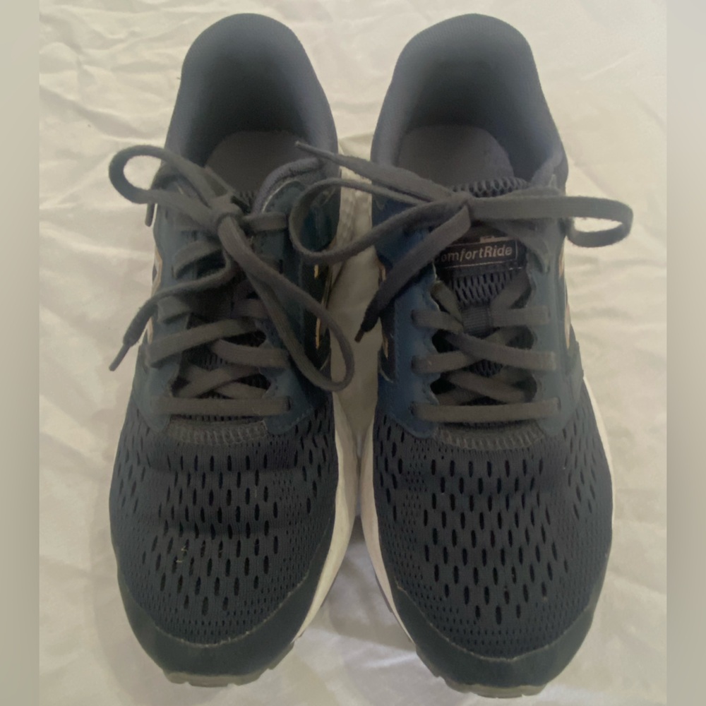 Women’s New Balance 520 Running Shoes size 8
